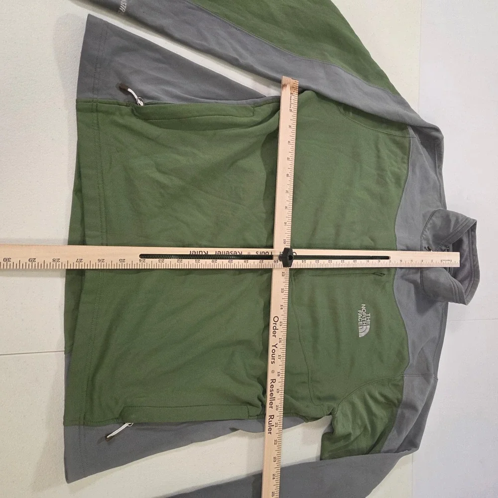 The North Face measurements chest